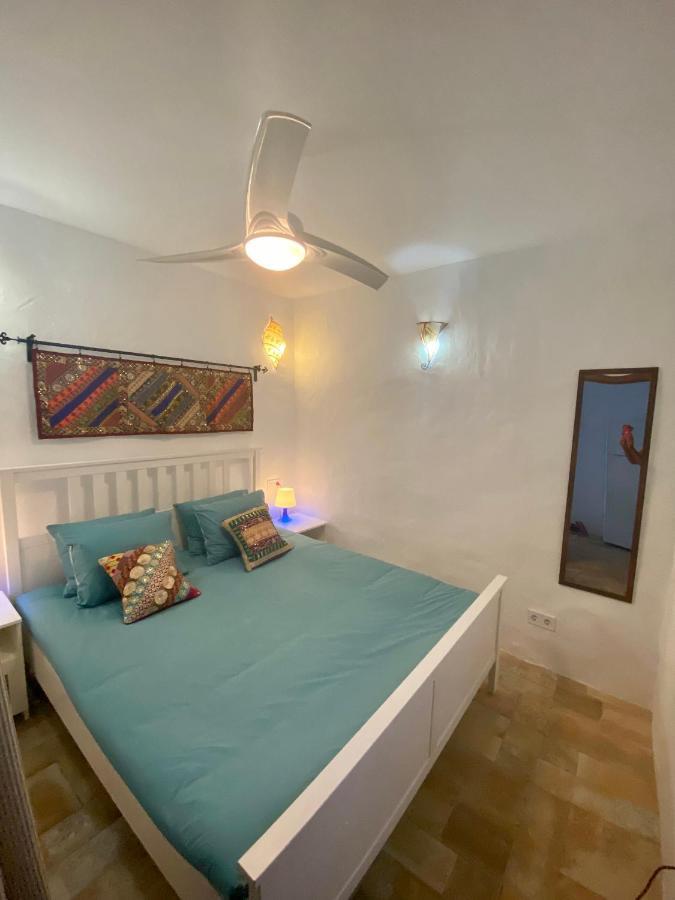 Cheerful One Bedroom Townhouse With Patio Archez Ngoại thất bức ảnh