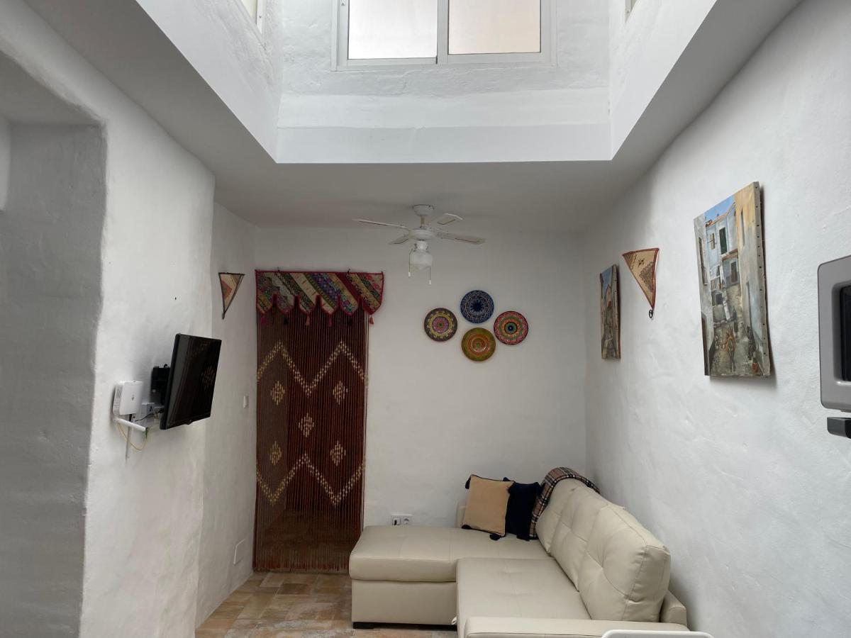 Cheerful One Bedroom Townhouse With Patio Archez Ngoại thất bức ảnh